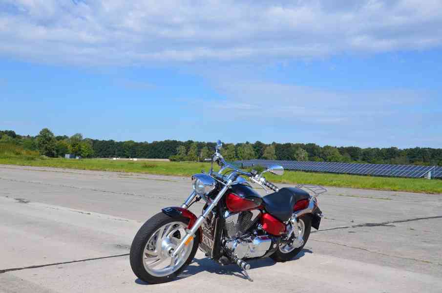 Honda VTX 1300 C - foto 2