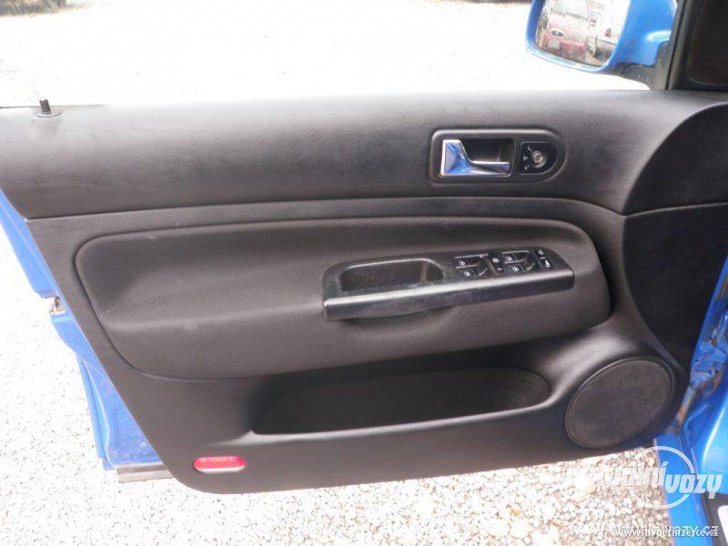 Volkswagen Golf 1.6, benzín, vyrobeno 2000, el. okna, STK, centrál, klima - foto 6