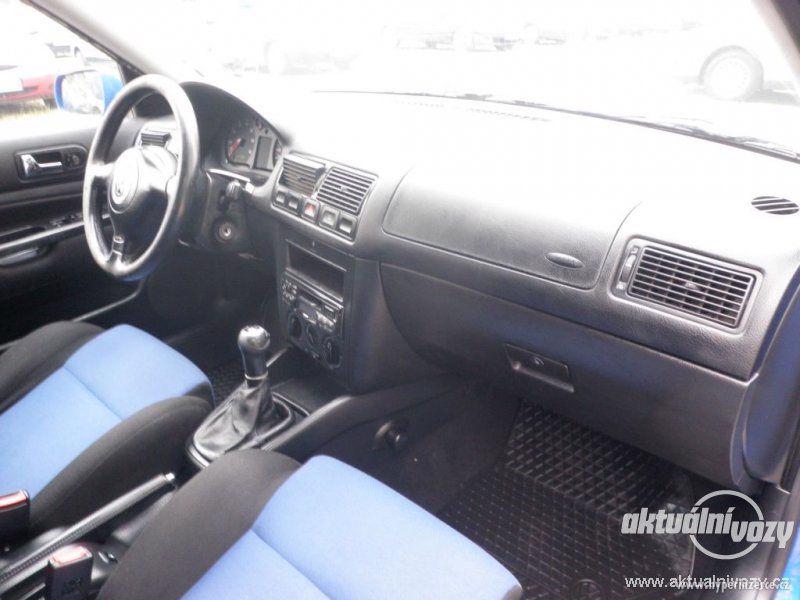 Volkswagen Golf 1.6, benzín, vyrobeno 2000, el. okna, STK, centrál, klima - foto 9
