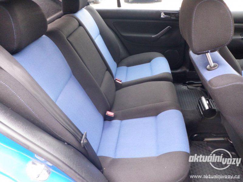 Volkswagen Golf 1.6, benzín, vyrobeno 2000, el. okna, STK, centrál, klima - foto 24