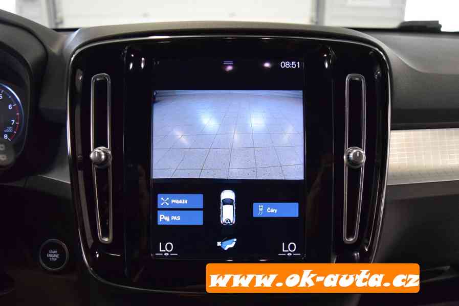 Volvo XC40 B3 120 kW 2022 - DPH - foto 21