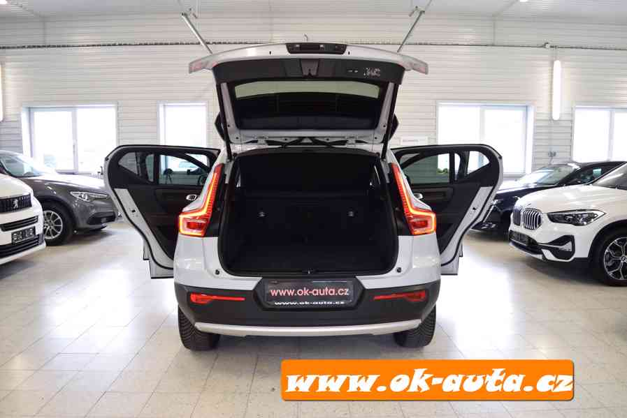 Volvo XC40 B3 120 kW 2022 - DPH - foto 11