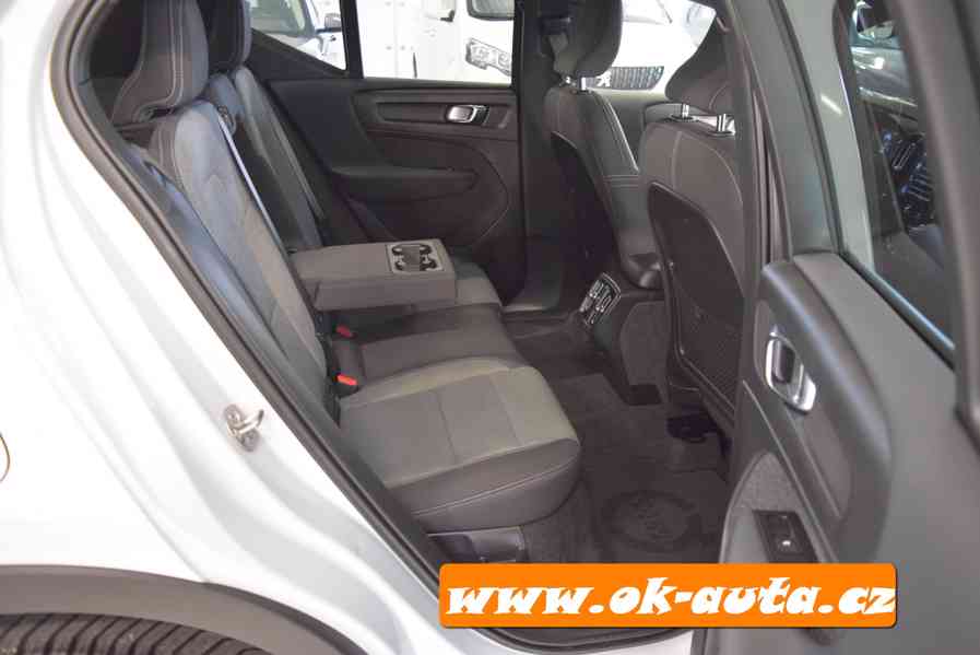 Volvo XC40 B3 120 kW 2022 - DPH - foto 10