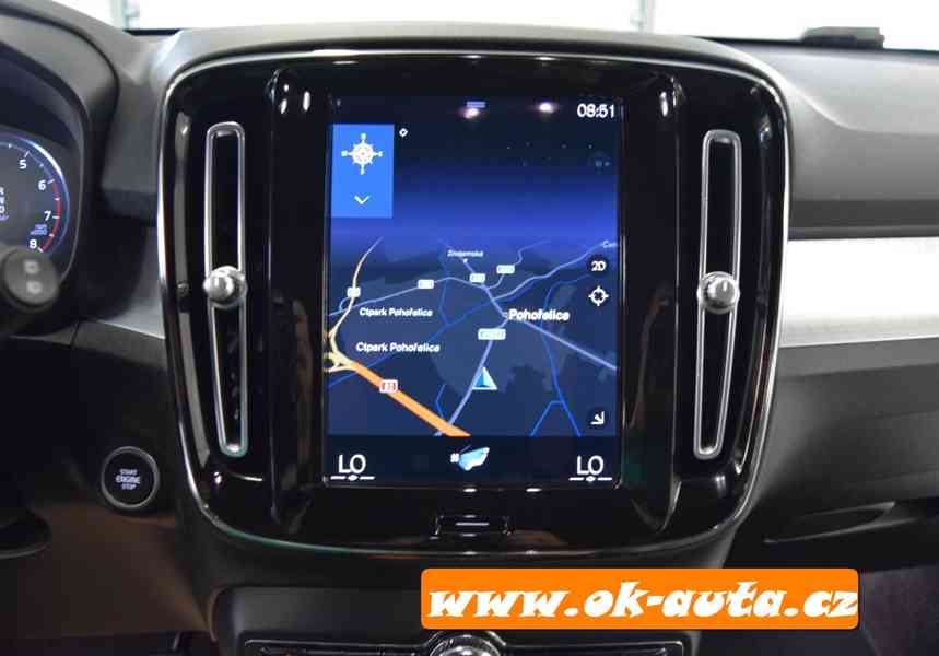 Volvo XC40 B3 120 kW 2022 - DPH - foto 19