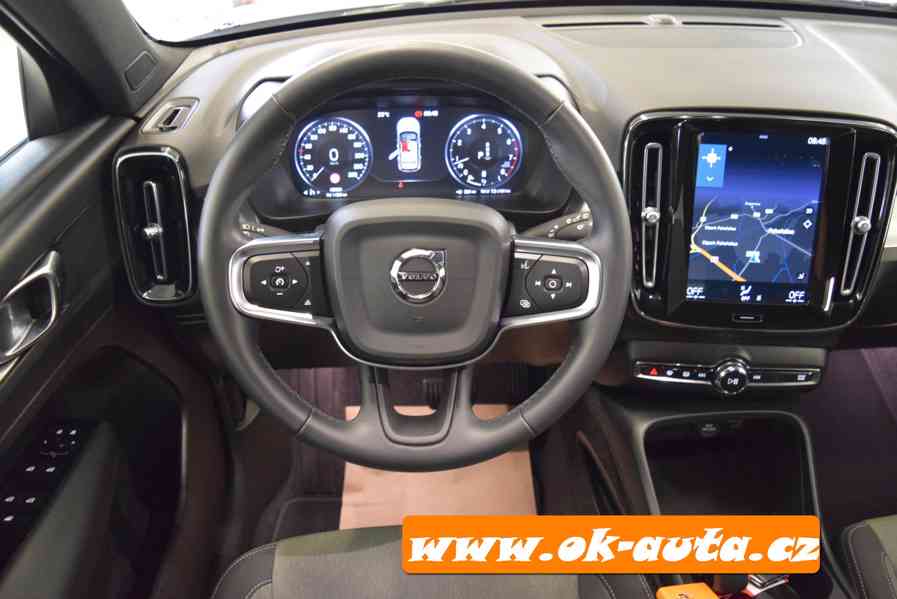 Volvo XC40 B3 120 kW 2022 - DPH - foto 13