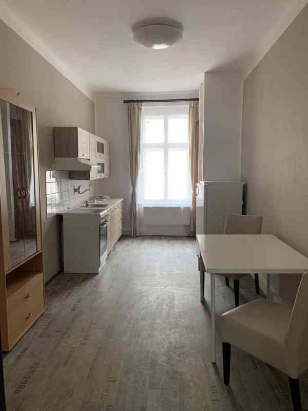 Pronájem bytu - apartment for long-term rent - foto 5