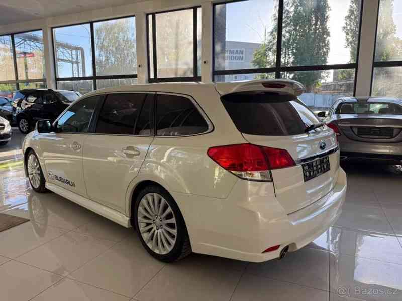 Subaru Legacy 2,5   T, GT 195 KW - foto 4