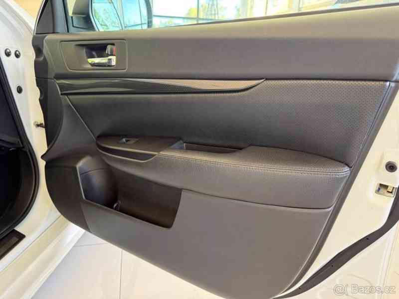 Subaru Legacy 2,5   T, GT 195 KW - foto 8