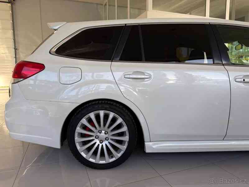 Subaru Legacy 2,5   T, GT 195 KW - foto 18