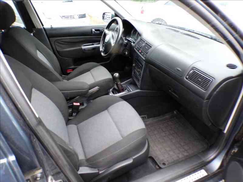 Volkswagen Golf 1,6 16V TAŽNÉ ZAŘÍZENÍ - foto 11