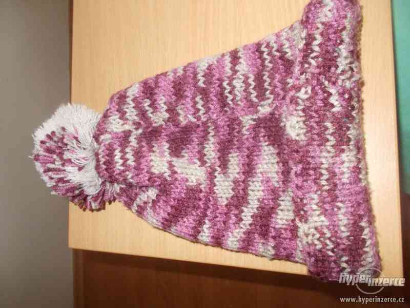 Ručně pletená nekousavá dětská zimní čepice Velikost - průmě - foto 1