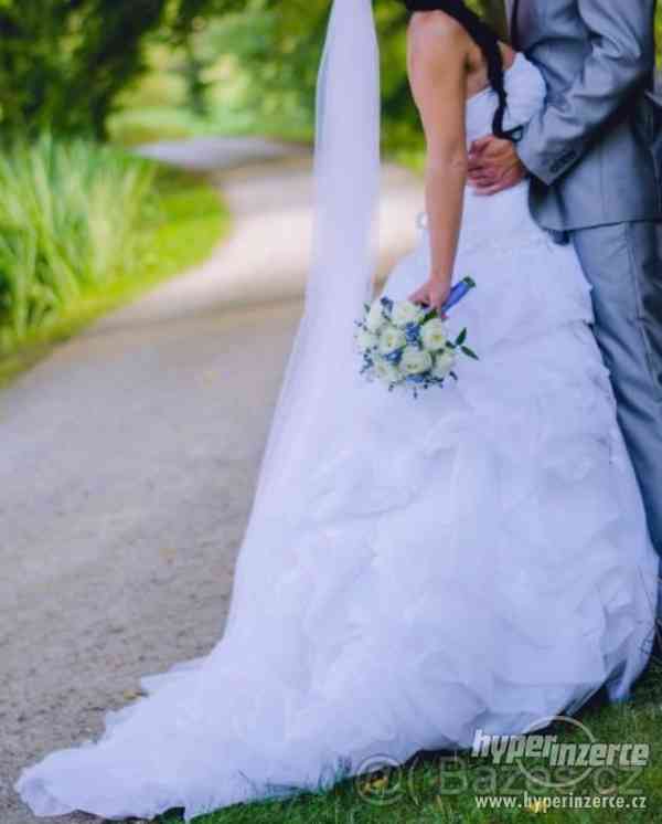 Svatební šaty - foto 1