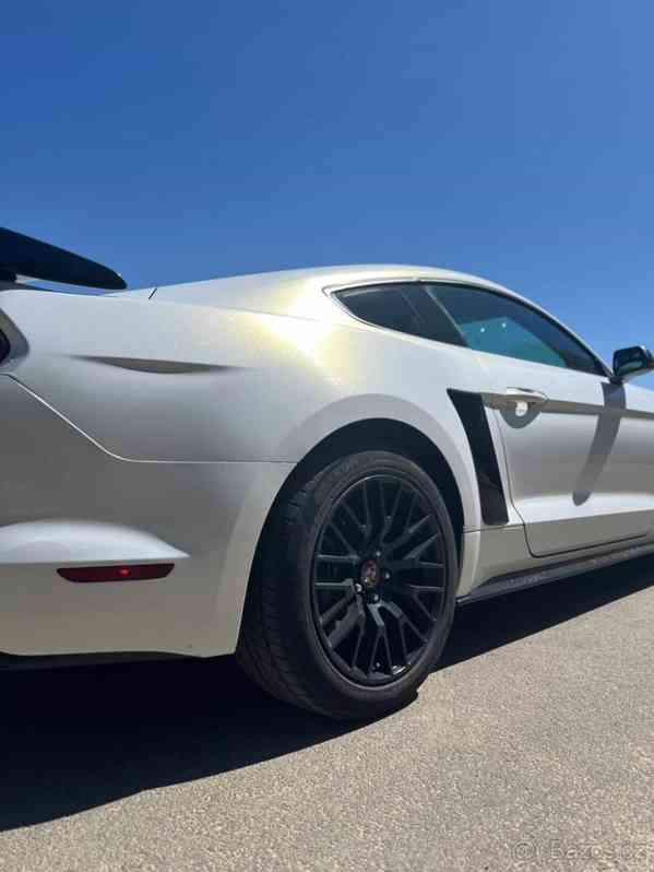 Ford Mustang 5,0   V8 GT | 324 kW | Automat - foto 13