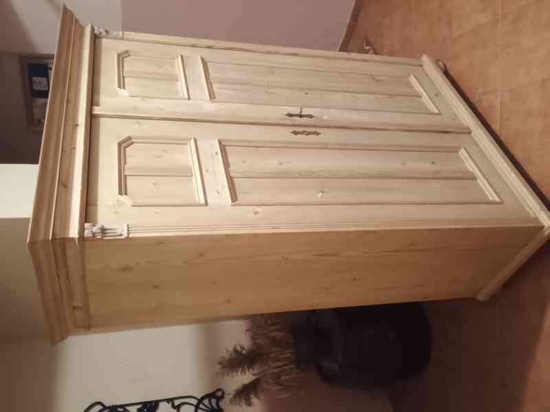 stará šatní dvoudvéř 181 - foto 3