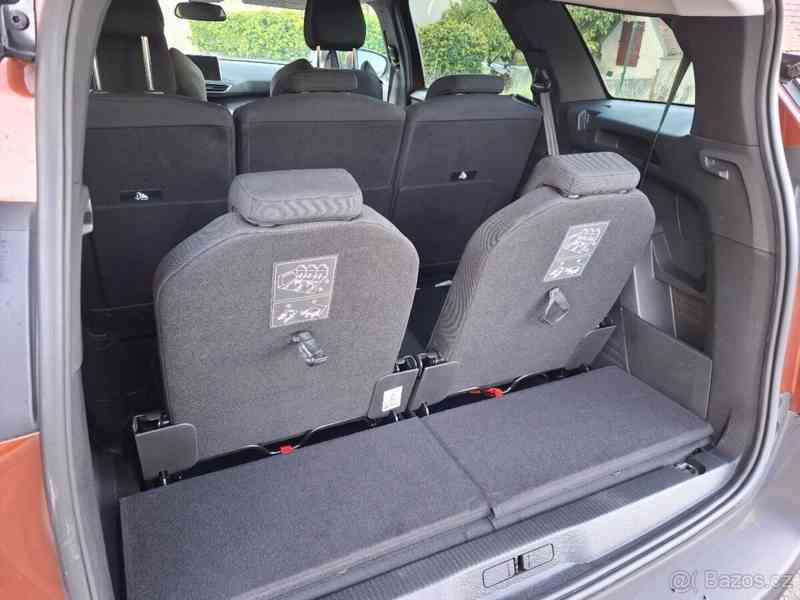 Peugeot 5008 1,2   PureTech 130k , 7 míst , 2021 - foto 6