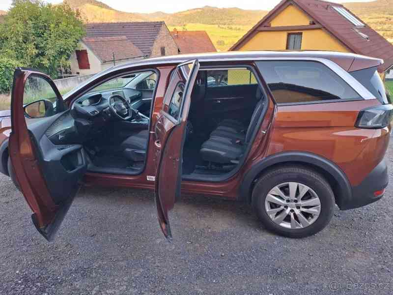 Peugeot 5008 1,2   PureTech 130k , 7 míst , 2021 - foto 14
