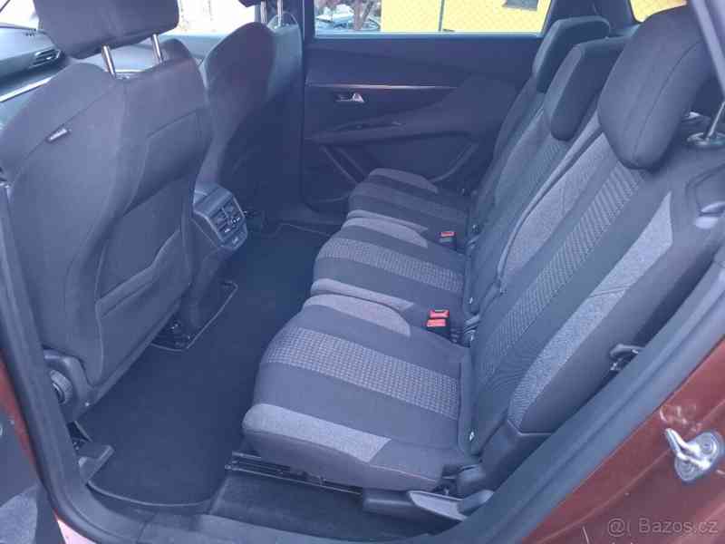 Peugeot 5008 1,2   PureTech 130k , 7 míst , 2021 - foto 11