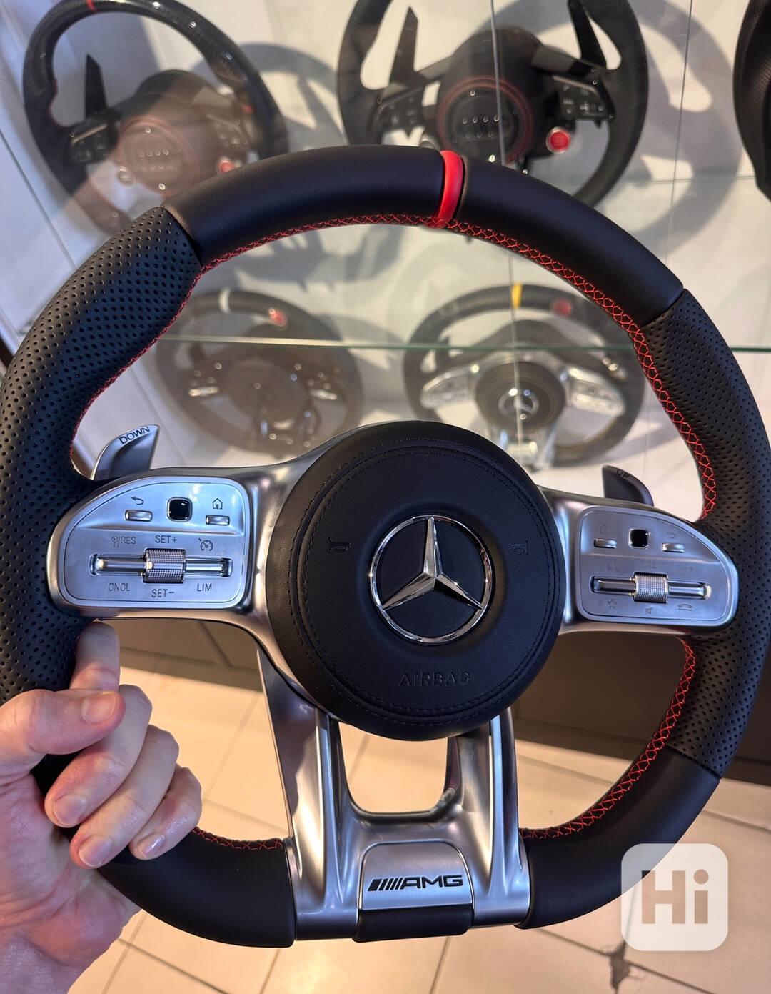 MERCEDES BENZ AMG - VOLANT (KUZE) - foto 1