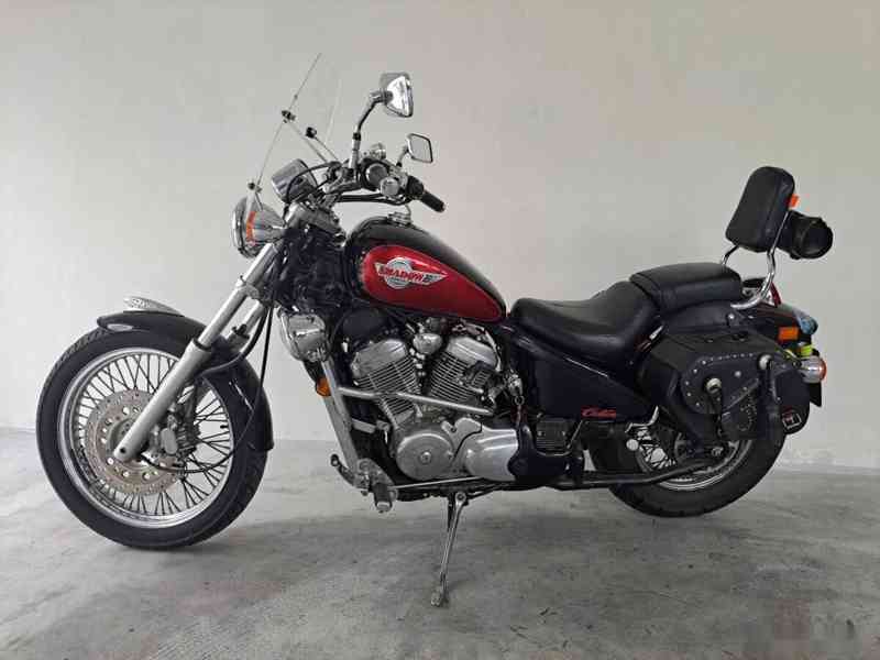 Honda VT 600 Shadow - foto 2