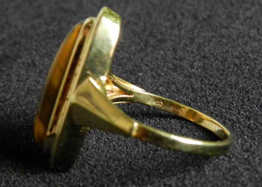 Sada zlatých šperků s Tygřím okem v Art deco stylu . - foto 10