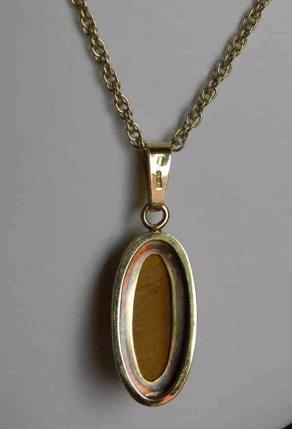 Sada zlatých šperků s Tygřím okem v Art deco stylu . - foto 8