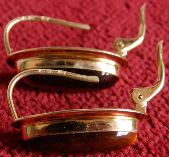 Sada zlatých šperků s Tygřím okem v Art deco stylu . - foto 14