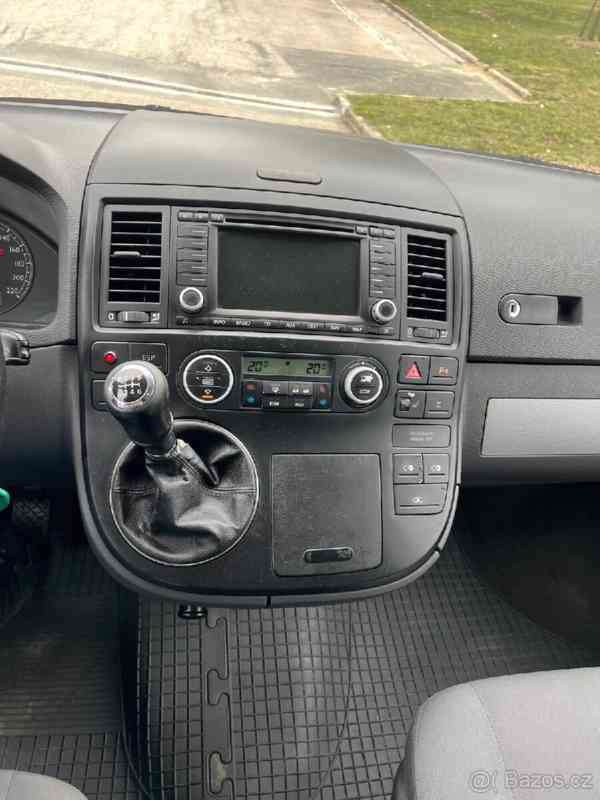 Volkswagen Multivan 2006 2.5 TDI  - foto 3