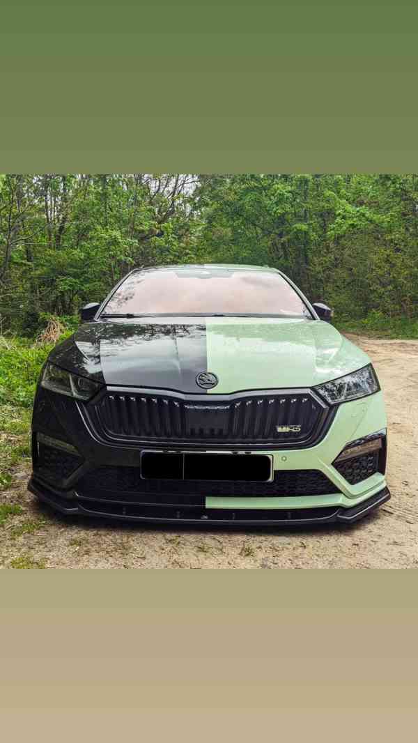 Černé lesklé logo/znak ŠKODA - foto 3