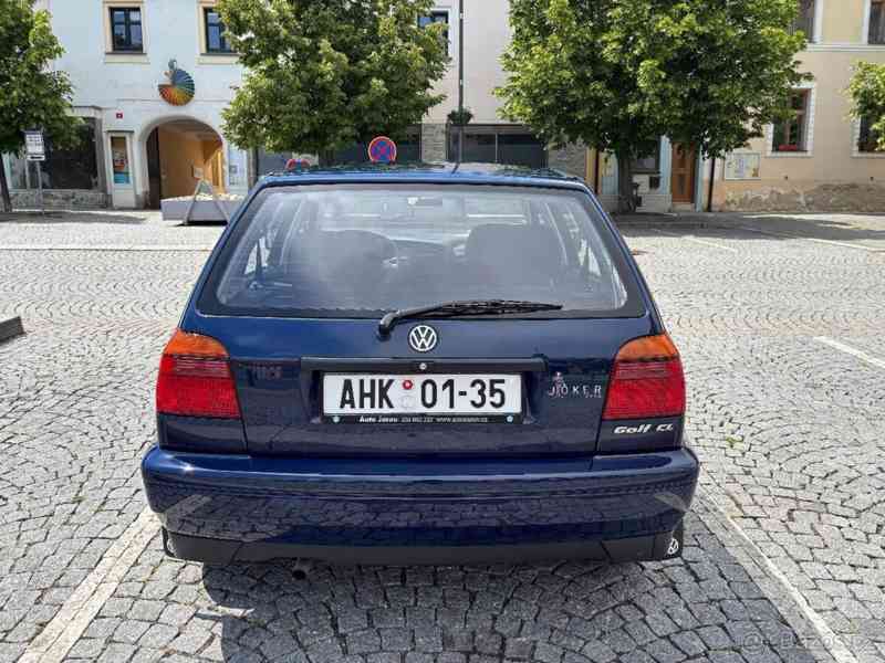 Volkswagen Golf 1,6   Výjimečný stav, YOUNGTIMER - foto 6