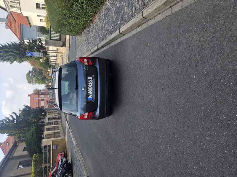 Škoda Fabia Combi 1.6 TDI r.v.2012 nová STK  - foto 3
