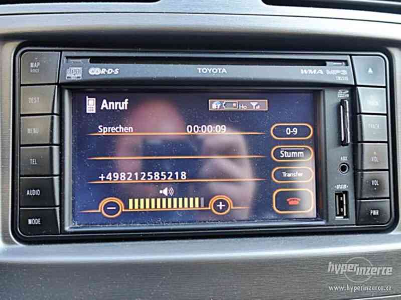 Toyota Avensis Kombi Edition 1,8i benzín 108kw - foto 4