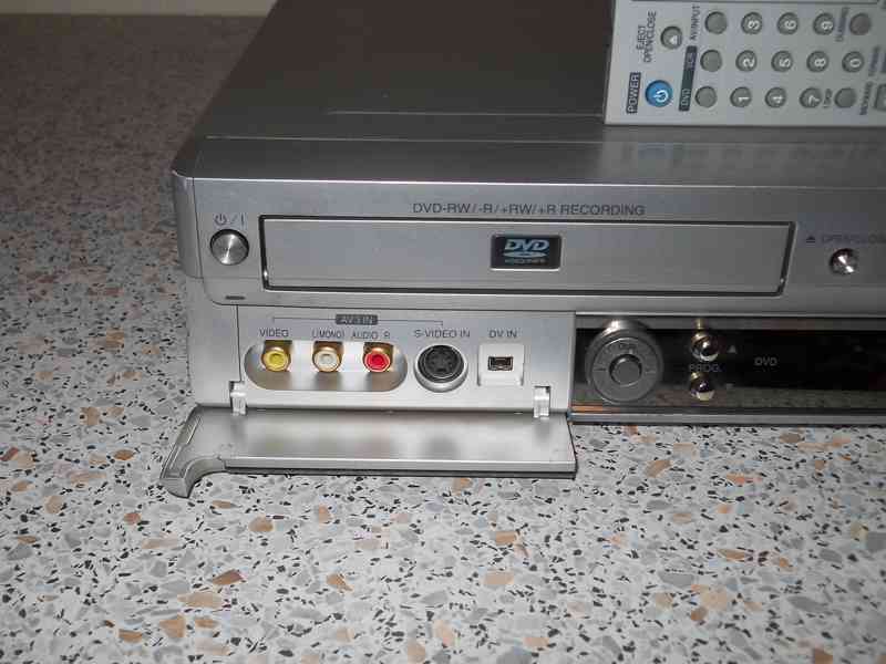 ⚠️VHS-DVD rekordér LG RC7300 - foto 6