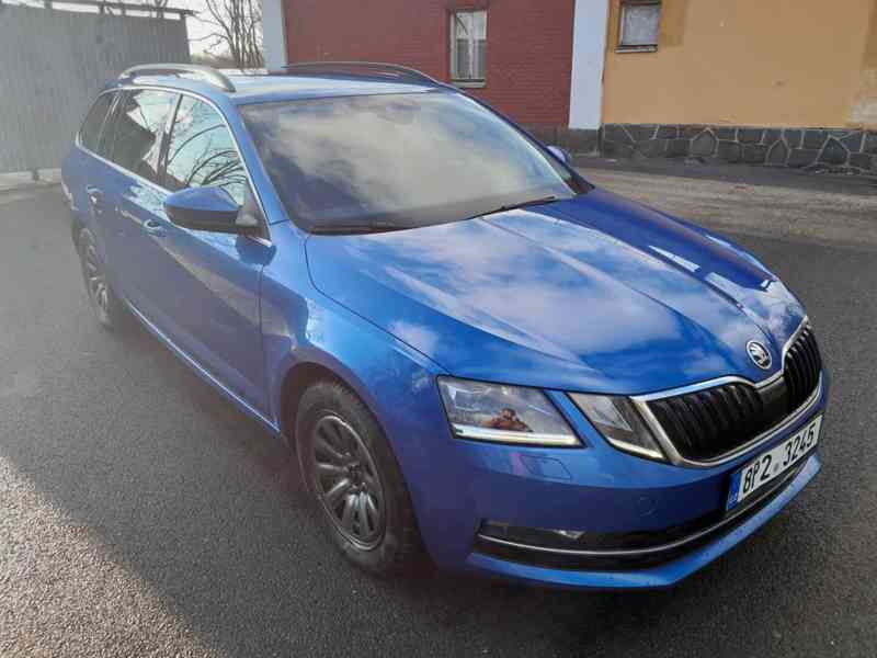 ŠKODA Octavia Combi Style 2,0 TDI 110 kW DSG - foto 7