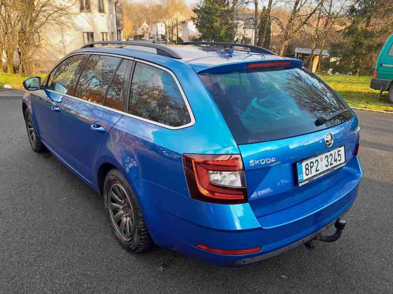 ŠKODA Octavia Combi Style 2,0 TDI 110 kW DSG - foto 3