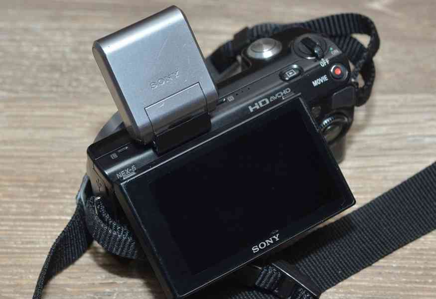 Sony NEX-5 *APS-C 14MPix CMOS*Full HDV* 60000 Exp. - foto 4