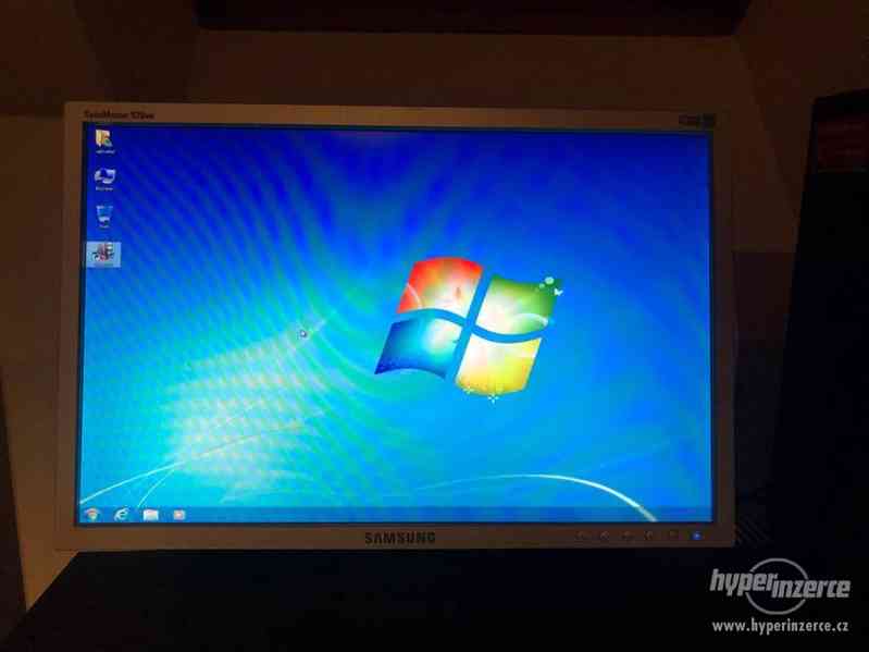 19" LCD Monitor SAMSUNG v naprostém pořádku! - foto 1
