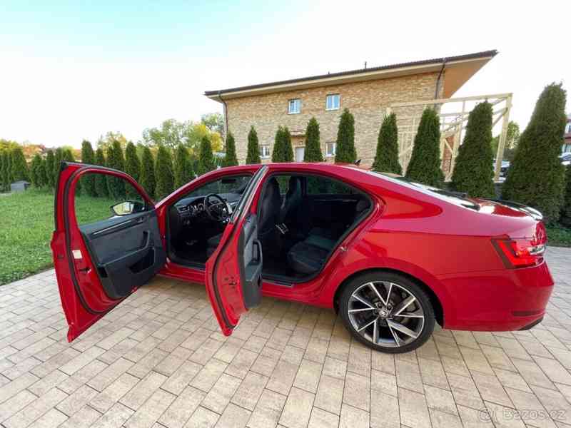 Škoda Superb 2,0 Sport Line - foto 7