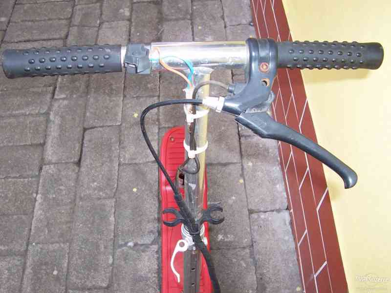 Elektrická koloběžka 2 JX MOTOR CO,. LTD - foto 3