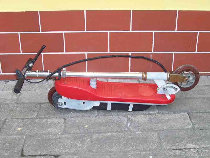 Elektrická koloběžka 2 JX MOTOR CO,. LTD - foto 5