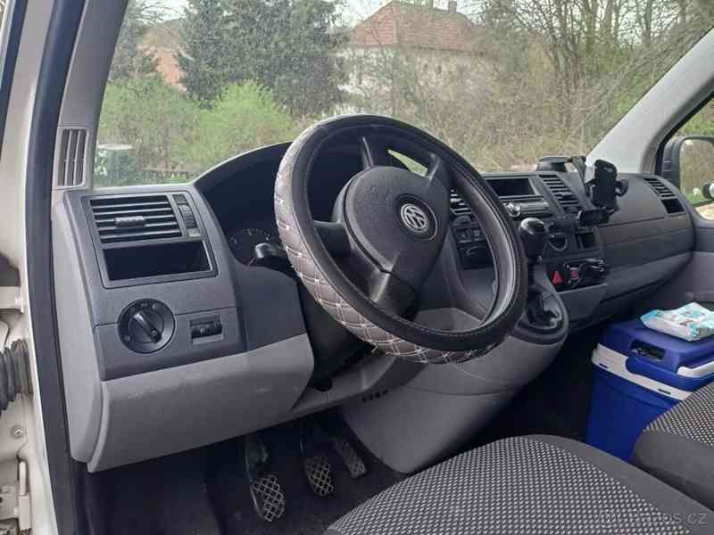 Volkswagen Transporter 1,9   T5/12.2008, přestavěný na obyt - foto 16