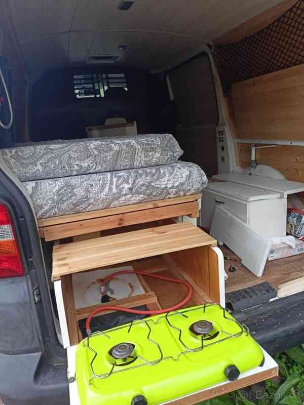 Volkswagen Transporter 1,9   T5/12.2008, přestavěný na obyt - foto 15