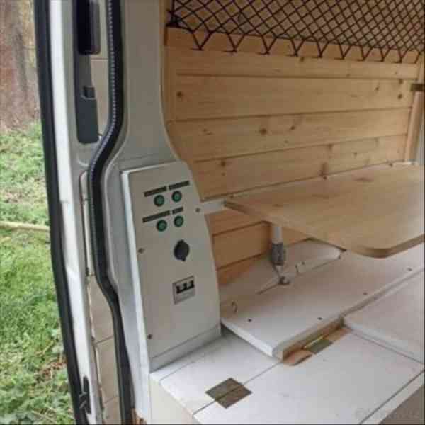 Volkswagen Transporter 1,9   T5/12.2008, přestavěný na obyt - foto 9