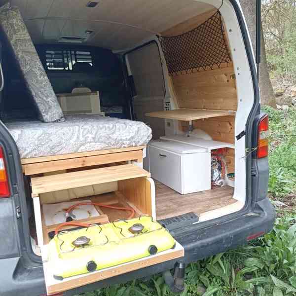 Volkswagen Transporter 1,9   T5/12.2008, přestavěný na obyt - foto 28