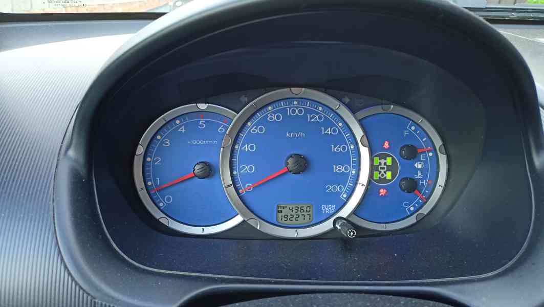Mitsubishi L200 - foto 15