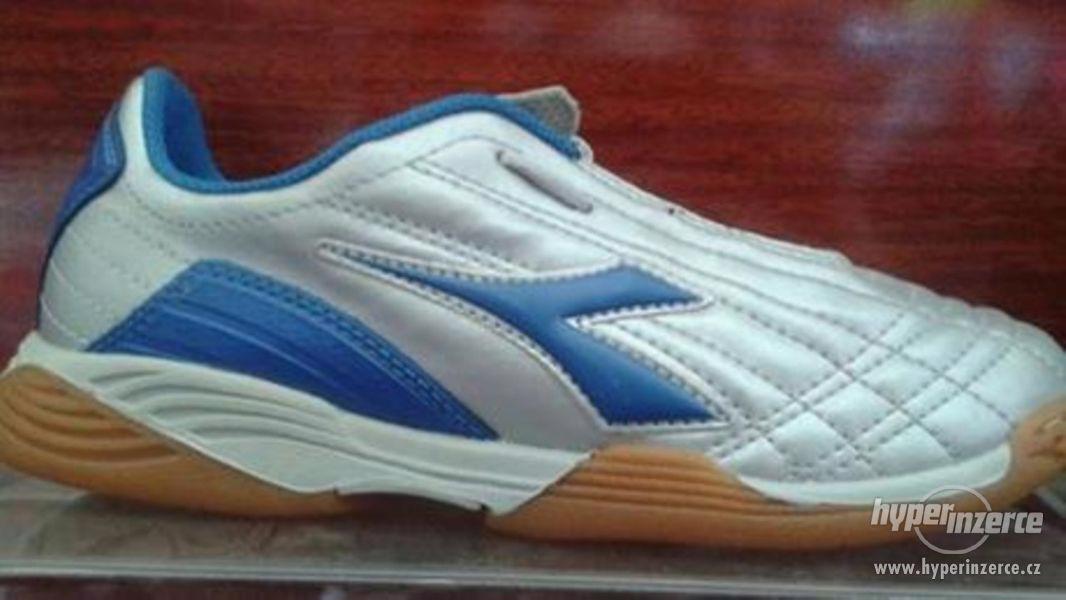 Sálovky Diadora Rigore vel.36 cena 299,- - foto 1