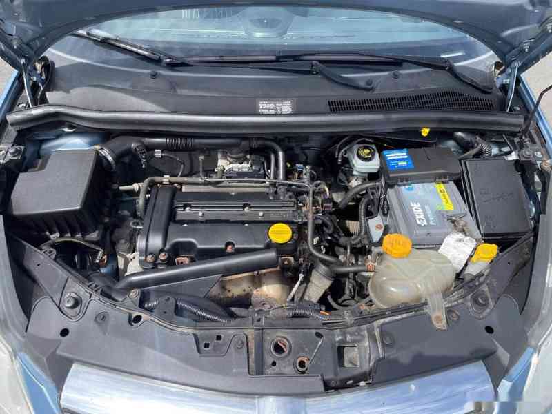 Opel Corsa, 1,2 59 kW, SERVISKA - foto 19