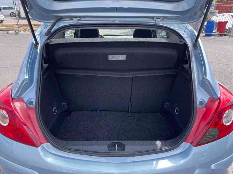 Opel Corsa, 1,2 59 kW, SERVISKA - foto 9