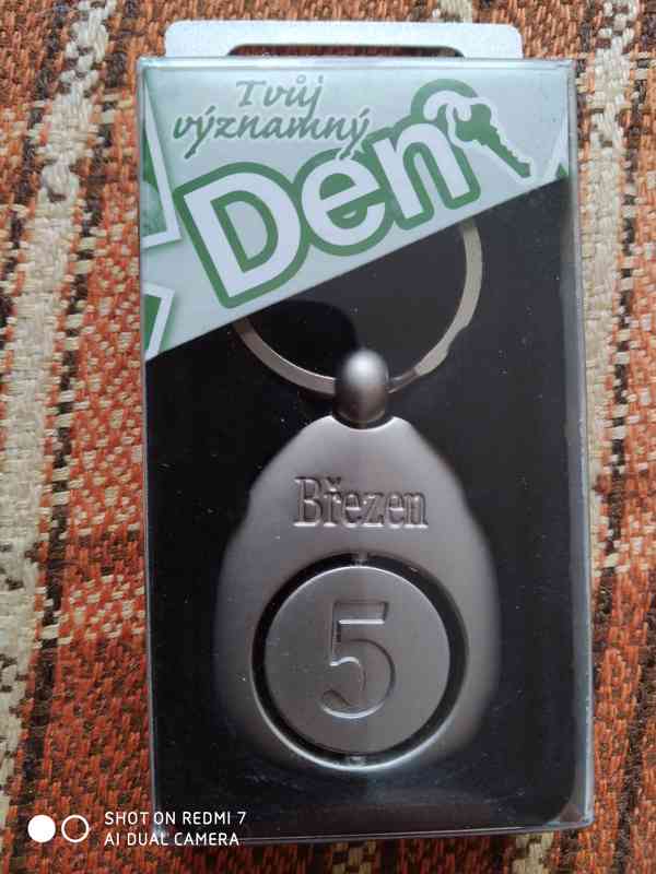 Přívěšek na klíče jen za Kč 30,-/ks - foto 2