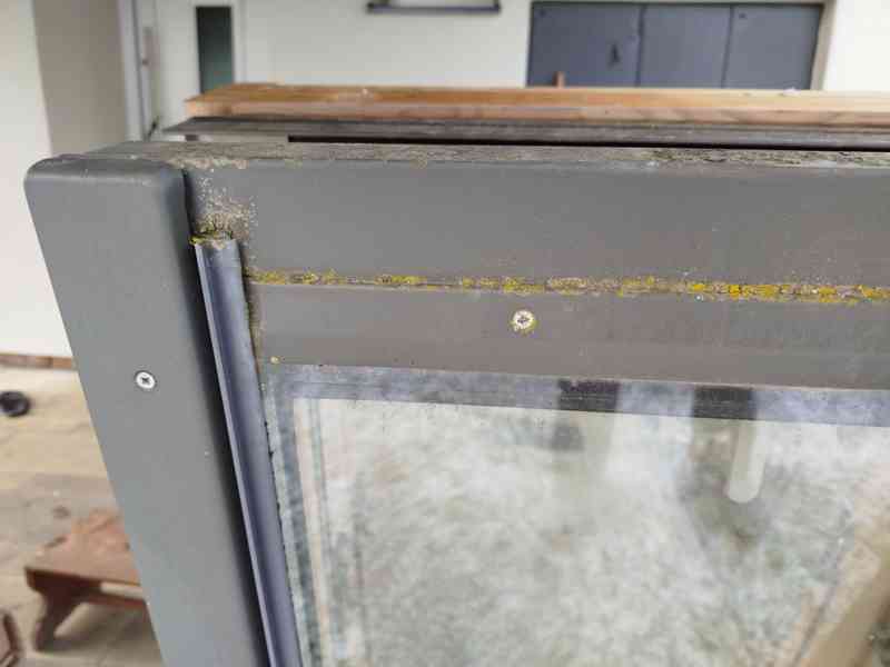 Střešní okna Fakro použitá  - foto 5