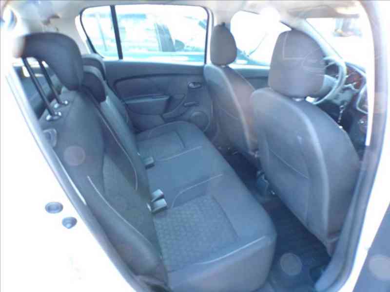 Dacia Sandero 1,2 i KLIMA - foto 11